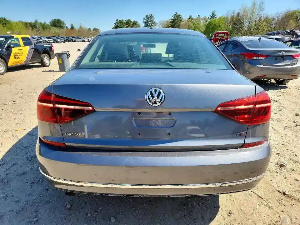 1VWAA7A36JC000598 2018 VOLKSWAGEN PASSAT-5