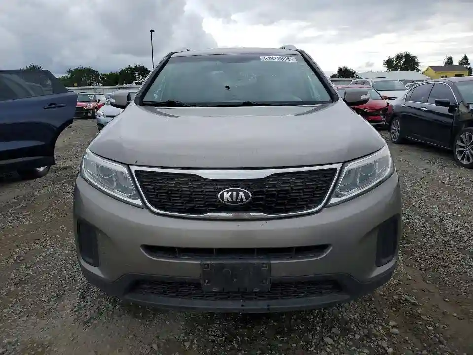 5XYKTDA72FG651295 2015 KIA SORENTO-4