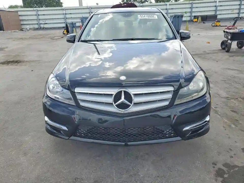 WDDGF4HB9CR215862 2012 MERCEDES-BENZ C-CLASS-4
