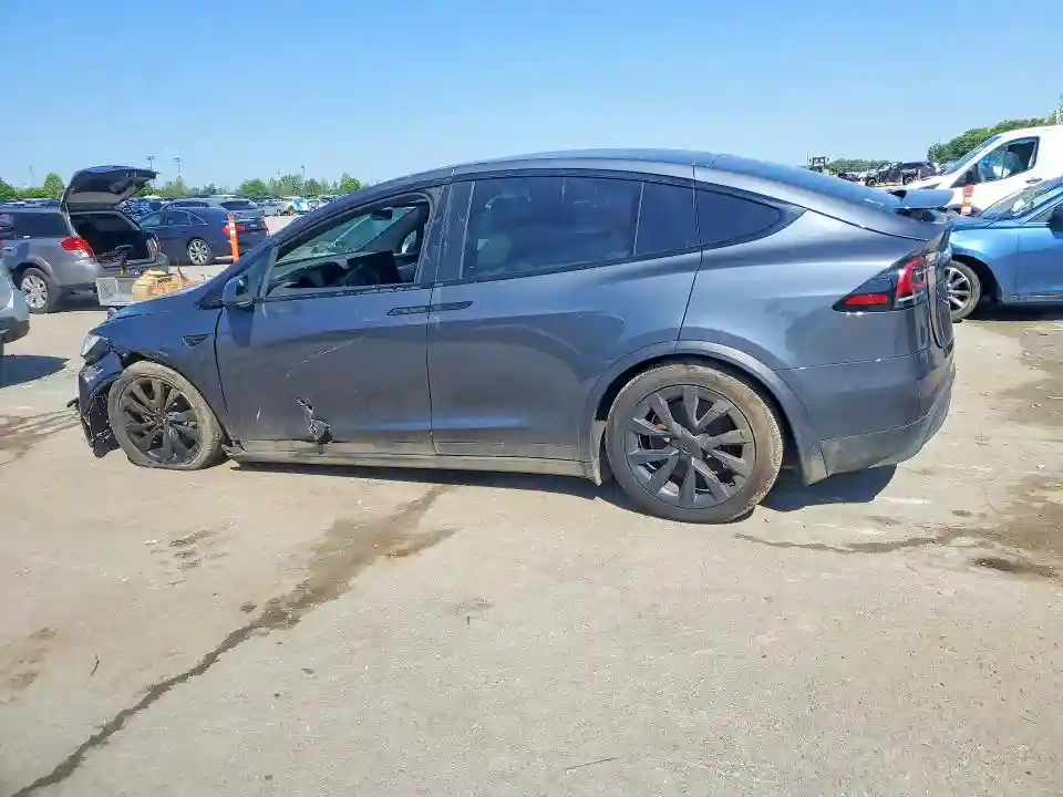 7SAXCDE57NF345653 2022 TESLA MODEL X-1