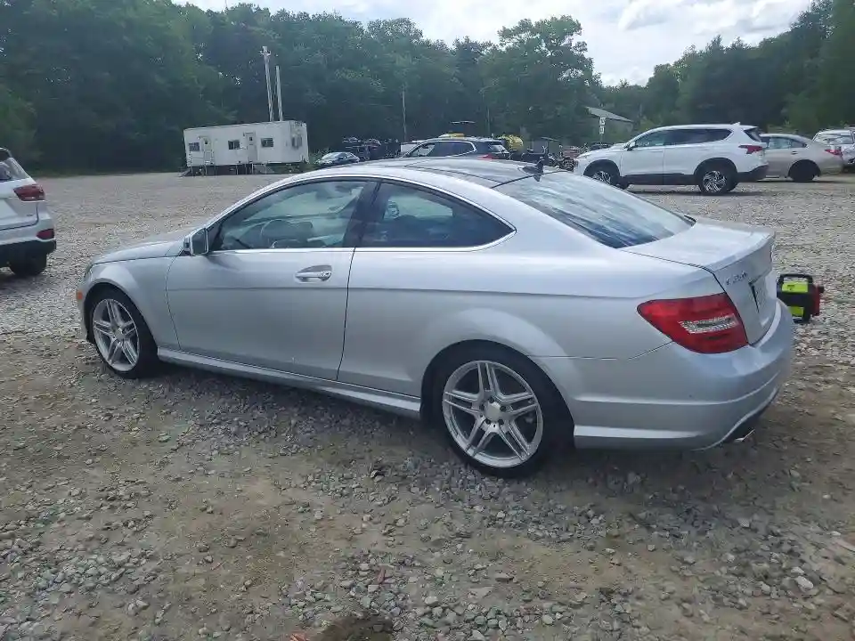WDDGJ4HB8CF901892 2012 MERCEDES-BENZ C-CLASS-1