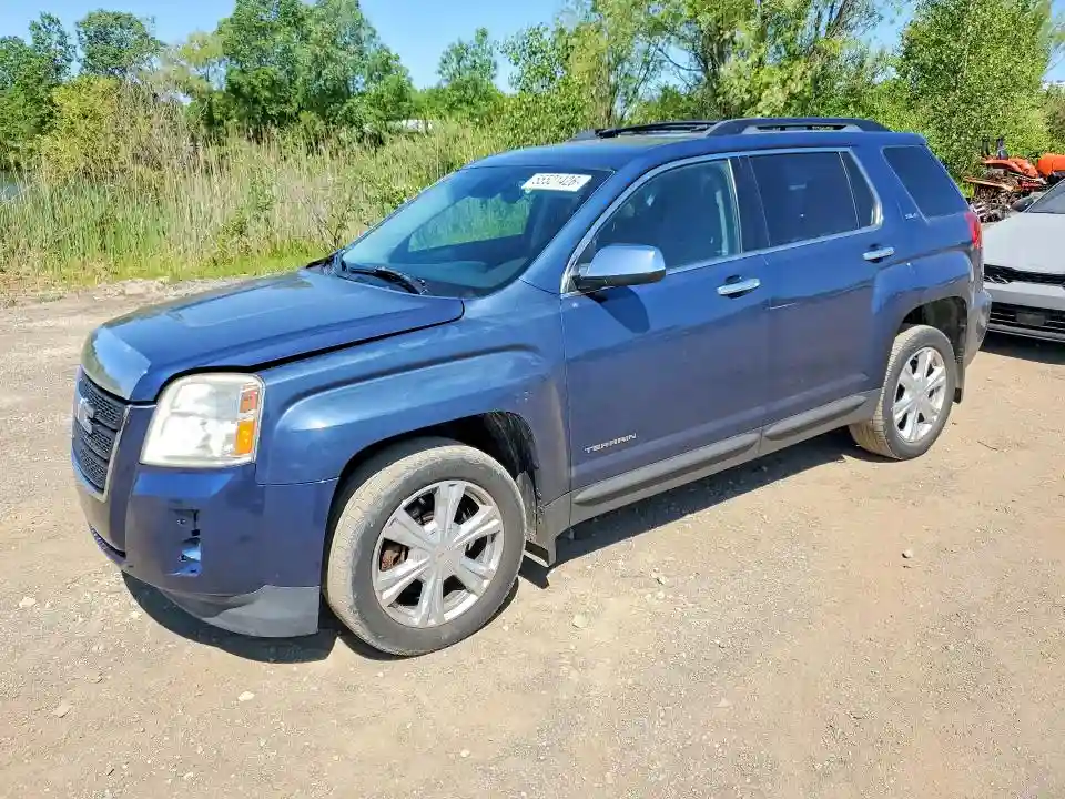 2GKFLTE37G6183859 2016 GMC TERRAIN-0