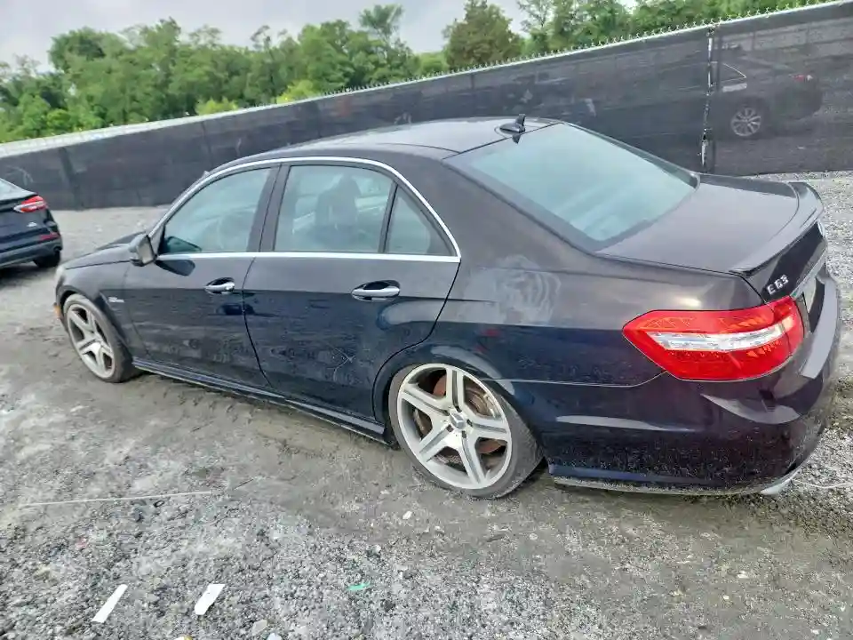 WDDHF7HB0BA313195 2011 MERCEDES-BENZ E-CLASS-1