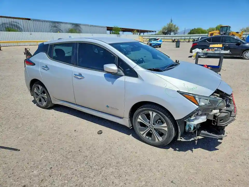1N4BZ1CP8KC318419 2019 NISSAN LEAF-3