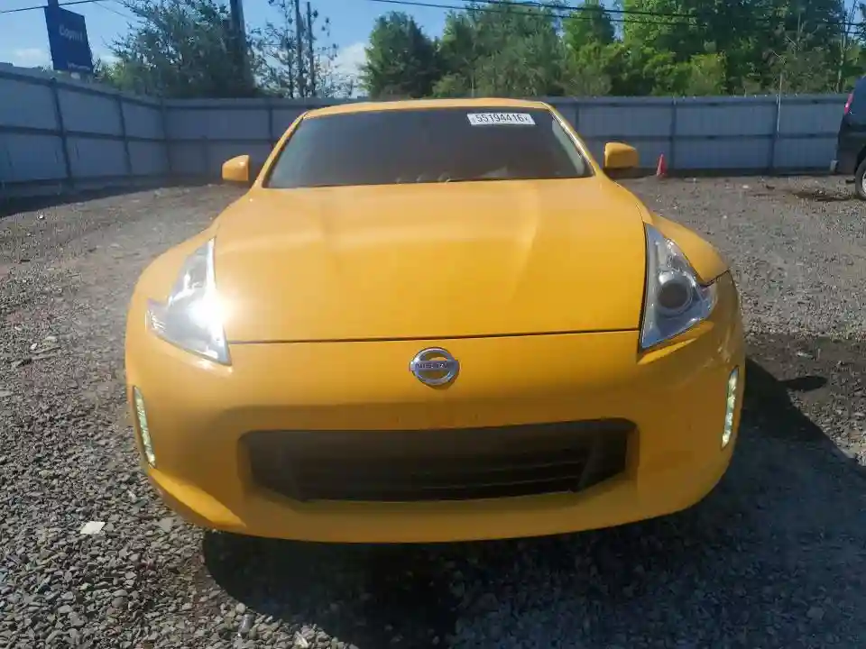 JN1AZ4EH0HM951094 2017 NISSAN 370Z-4