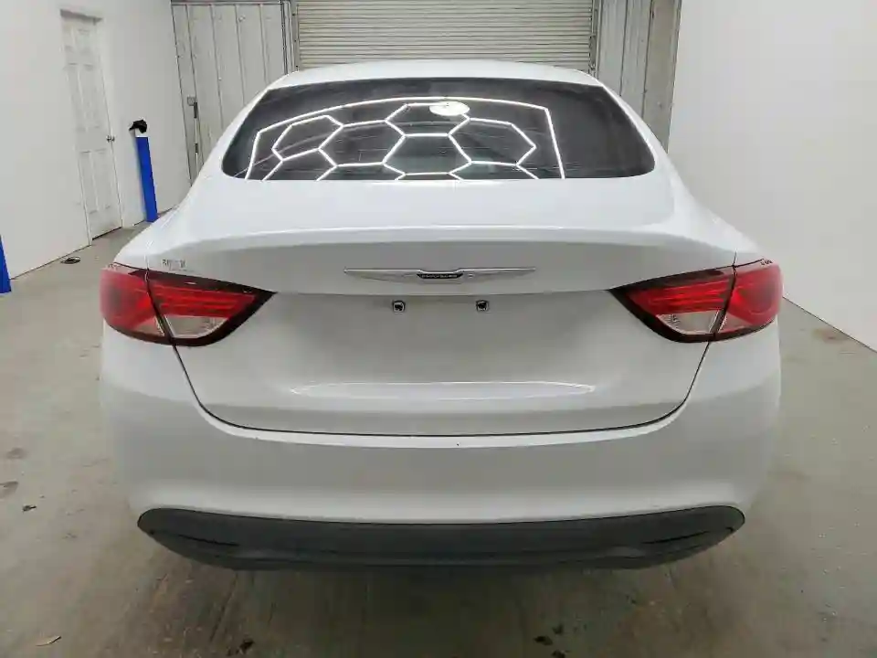 1C3CCCFB3GN195995 2016 CHRYSLER 200-5