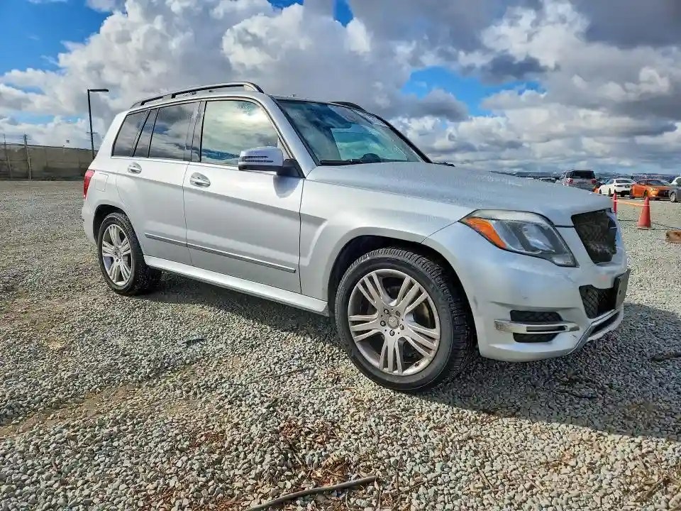 WDCGG8JBXFG417869 2015 MERCEDES-BENZ GLK-CLASS-3