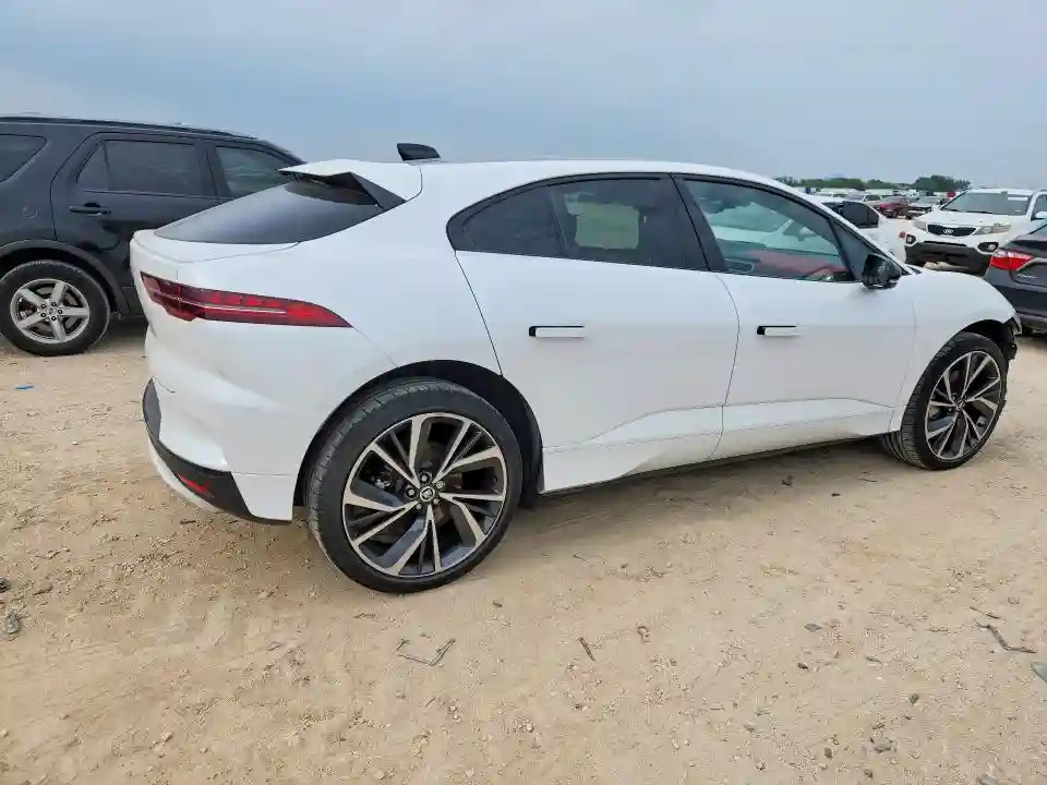 SADHM2S14R1632052 2024 JAGUAR I-PACE-2