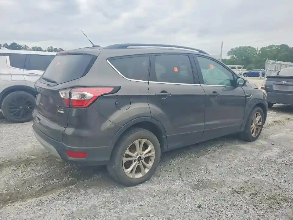 1FMCU0GDXHUE85760 2017 FORD ESCAPE-2