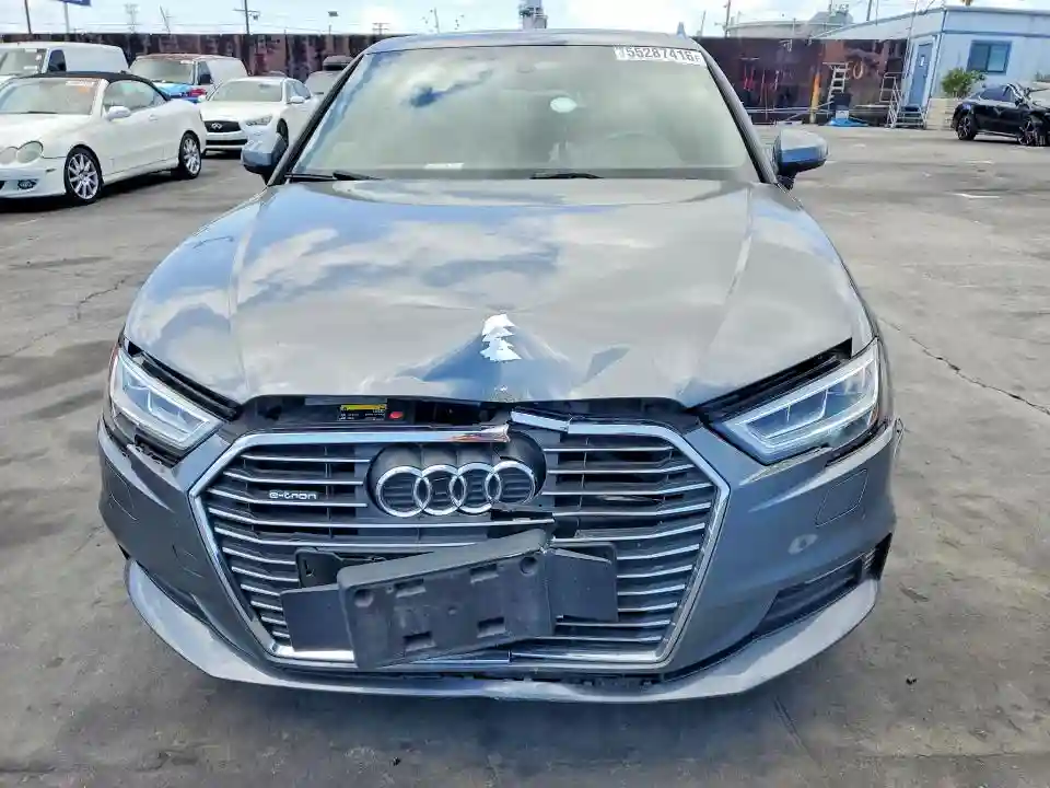 WAUTPBFF9HA059180 2017 AUDI A3-4