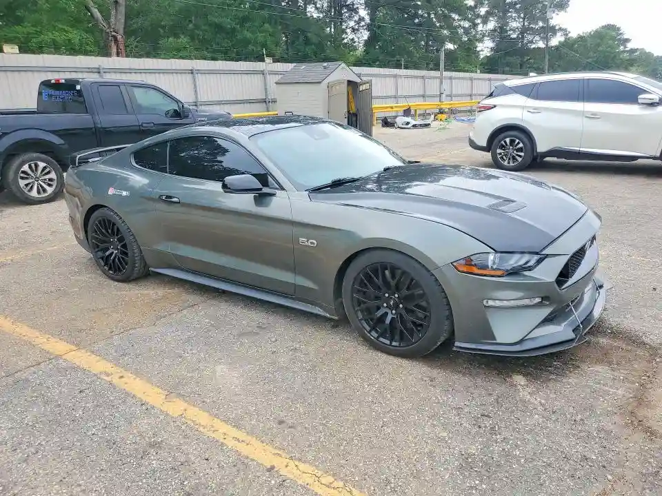 1FA6P8CF8K5191585 2019 FORD MUSTANG-3