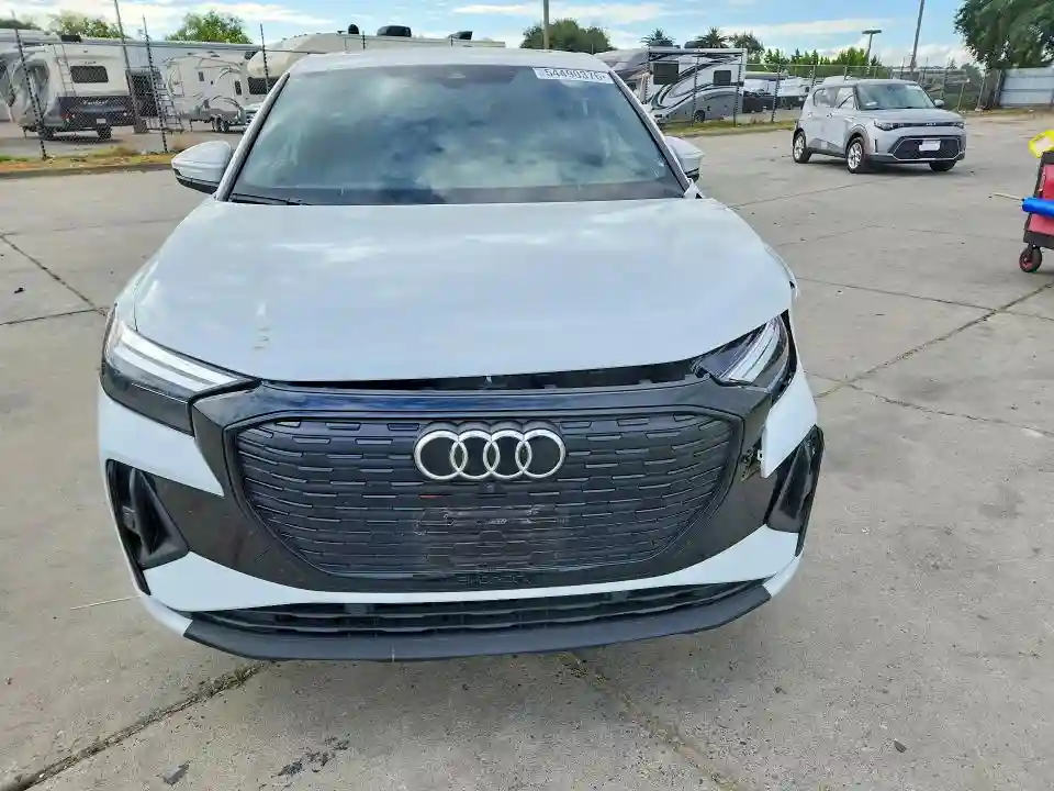 WA13UBFZ2RP057561 2024 AUDI Q4 E-TRON-4
