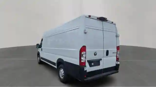 3C6MRVJG4PE512157 2023 RAM PROMASTER-2