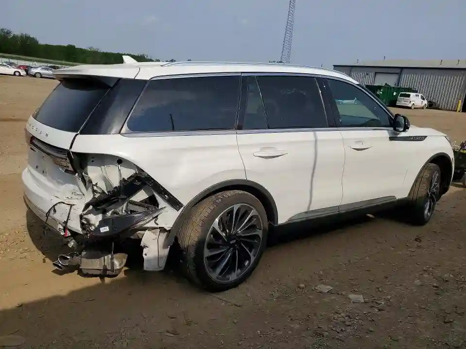 5LM5J7XC8PGL12671 2023 LINCOLN AVIATOR-2