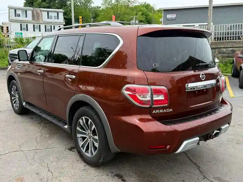 JN8AY2NC8H9501774 2017 NISSAN ARMADA-1
