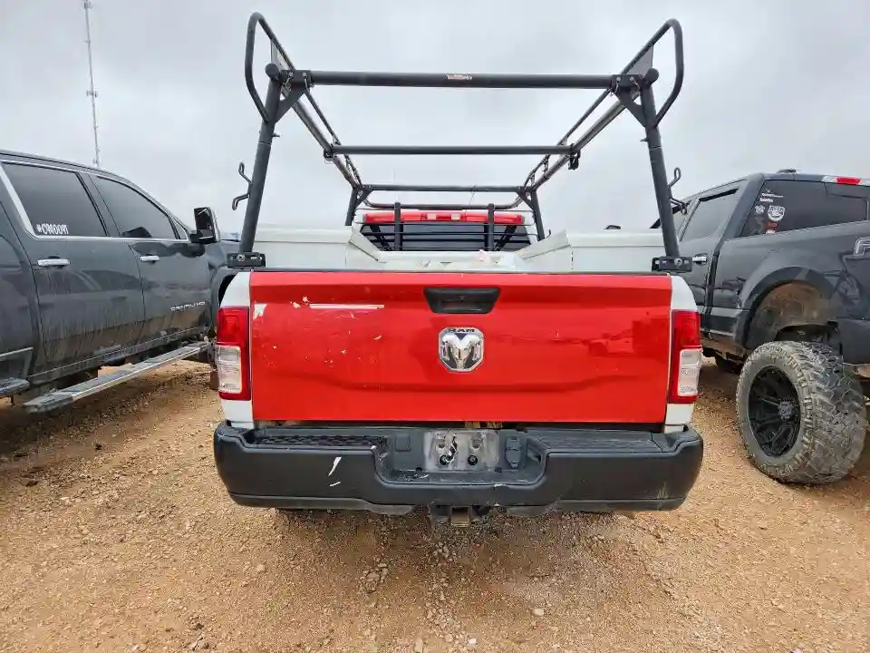 3C6UR4HJ9MG674037 2021 RAM 2500-5