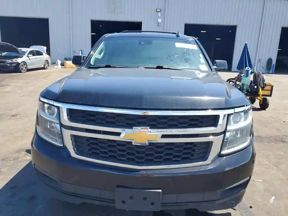 1GNSKHKC5JR253389 2018 CHEVROLET SUBURBAN-4