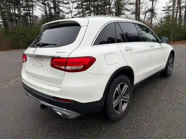 WDC0G4KB4KV136679 2019 MERCEDES-BENZ GLC-CLASS-3