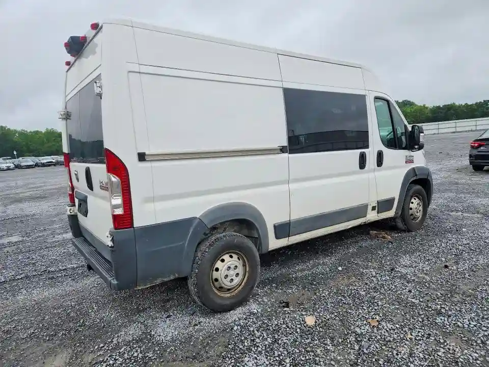 3C6TRVBG9JE128490 2018 RAM PROMASTER-2