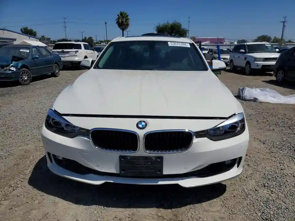 WBA3D3C5XEK157117 2014 BMW 3 SERIES-4