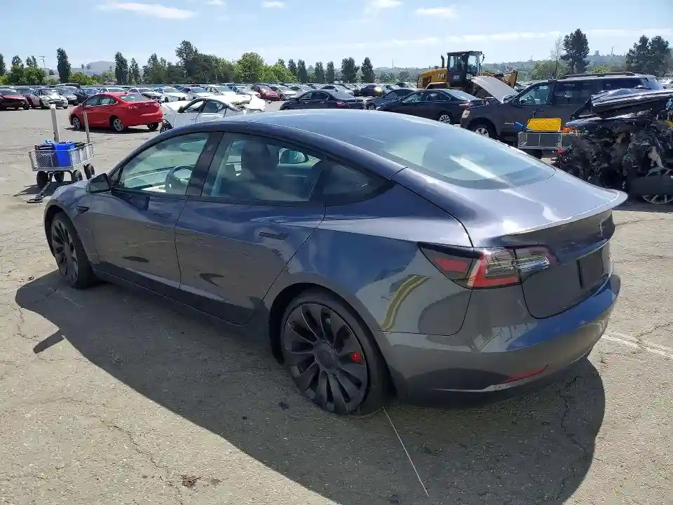 5YJ3E1EC7PF383860 2023 TESLA MODEL 3-1