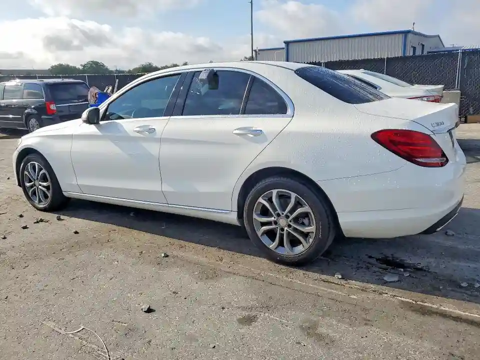 55SWF4KB1FU013881 2015 MERCEDES-BENZ C-CLASS-1