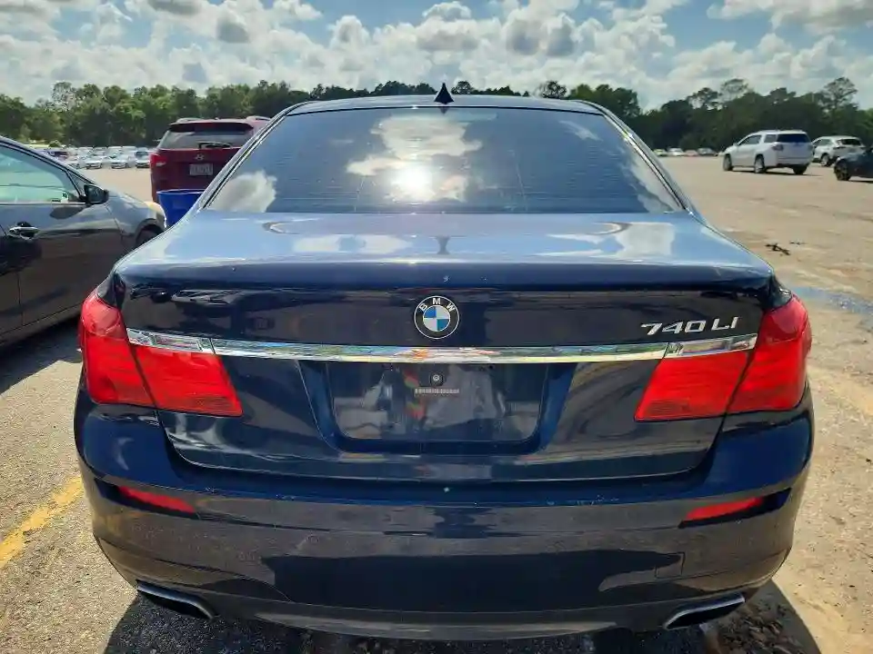 WBAKB4C56BC392661 2011 BMW 7 SERIES-5