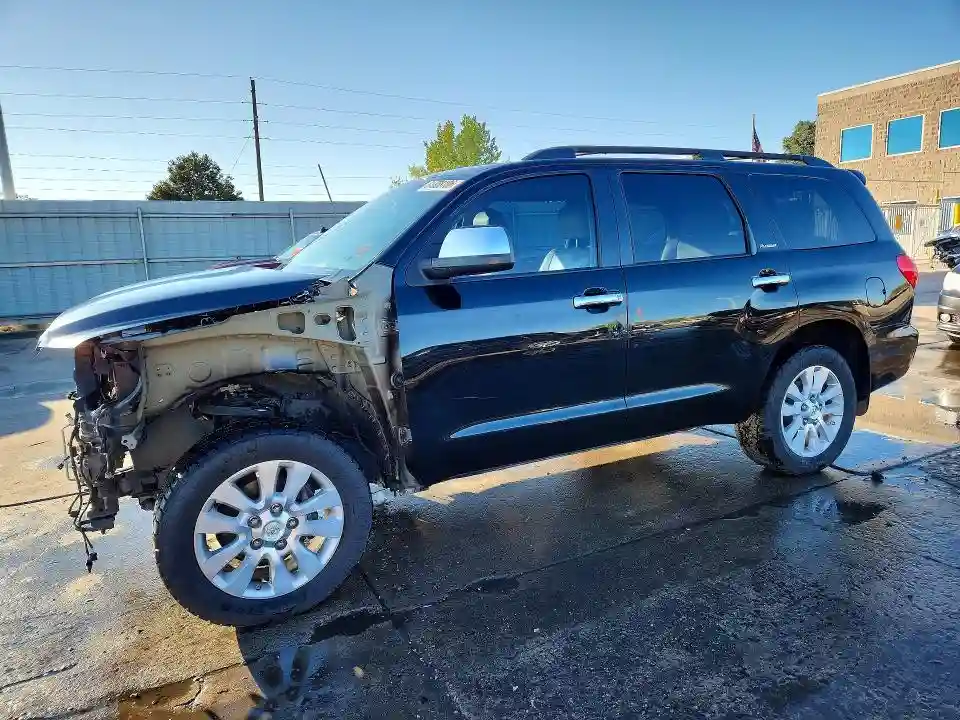 5TDDW5G17HS154242 2017 TOYOTA SEQUOIA-0