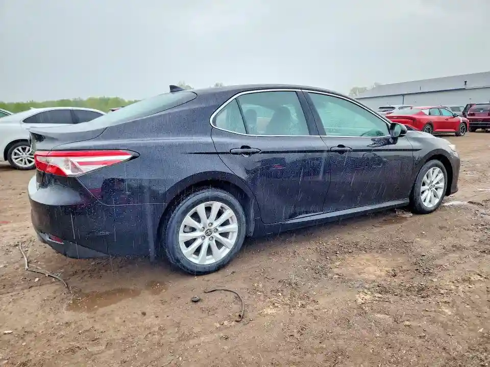 4T1C11AK1LU391801 2020 TOYOTA CAMRY-2