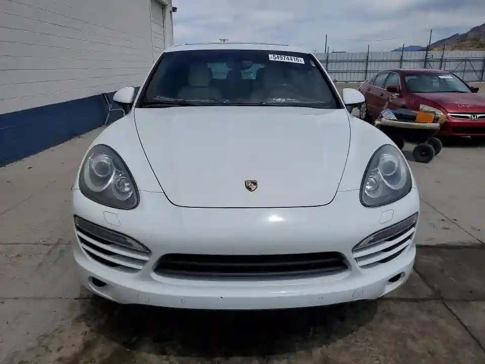 WP1AA2A26DLA00021 2013 PORSCHE CAYENNE-4