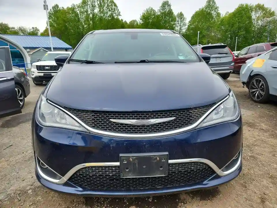 2C4RC1BG7HR788436 2017 CHRYSLER PACIFICA-4