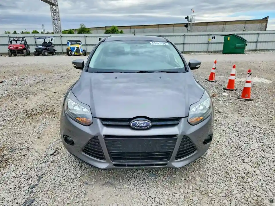 1FADP3N28EL194121 2014 FORD FOCUS-4