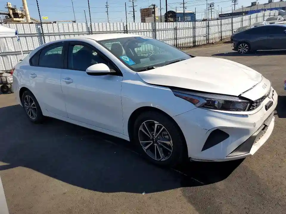 3KPF24AD6RE725460 2024 KIA FORTE LXS-3