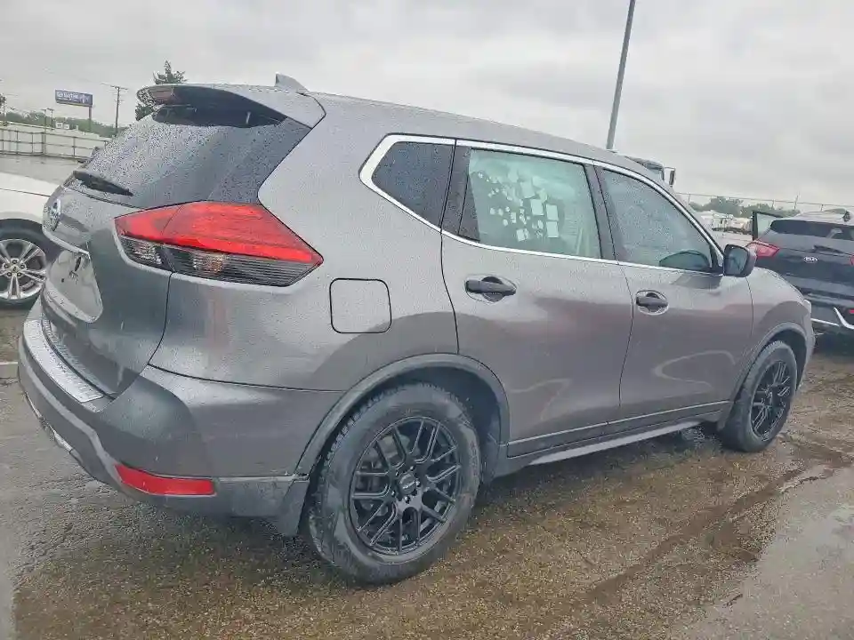 KNMAT2MT5HP571353 2017 NISSAN ROGUE-2