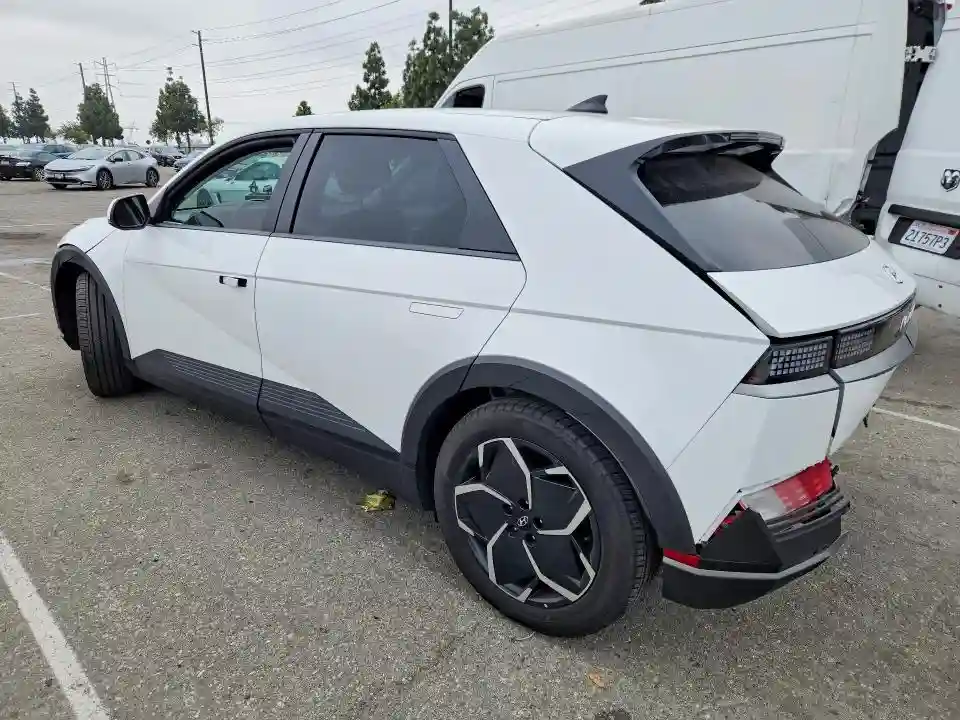 KM8KN4DE8RU334026 2024 HYUNDAI IONIQ-1