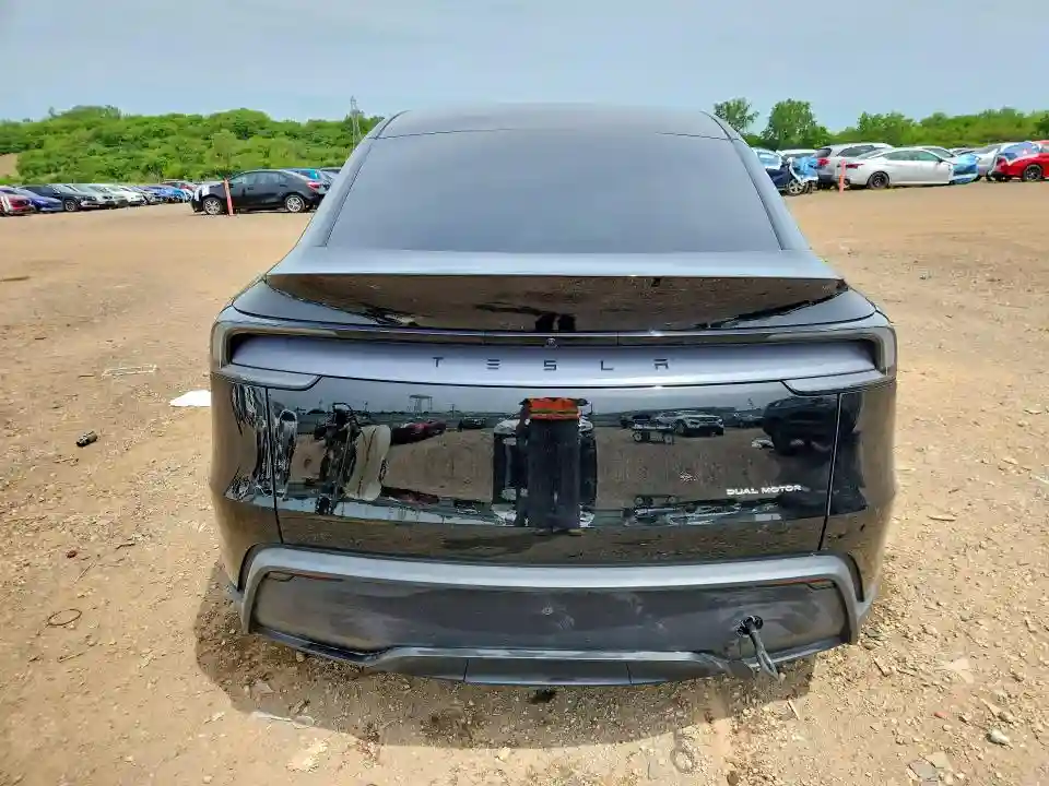 7SAYGDEE2TA470756 2026 TESLA MODEL Y-5