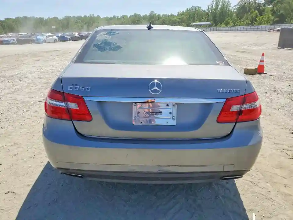 WDDHF2EBXBA451057 2011 MERCEDES-BENZ E-CLASS-5