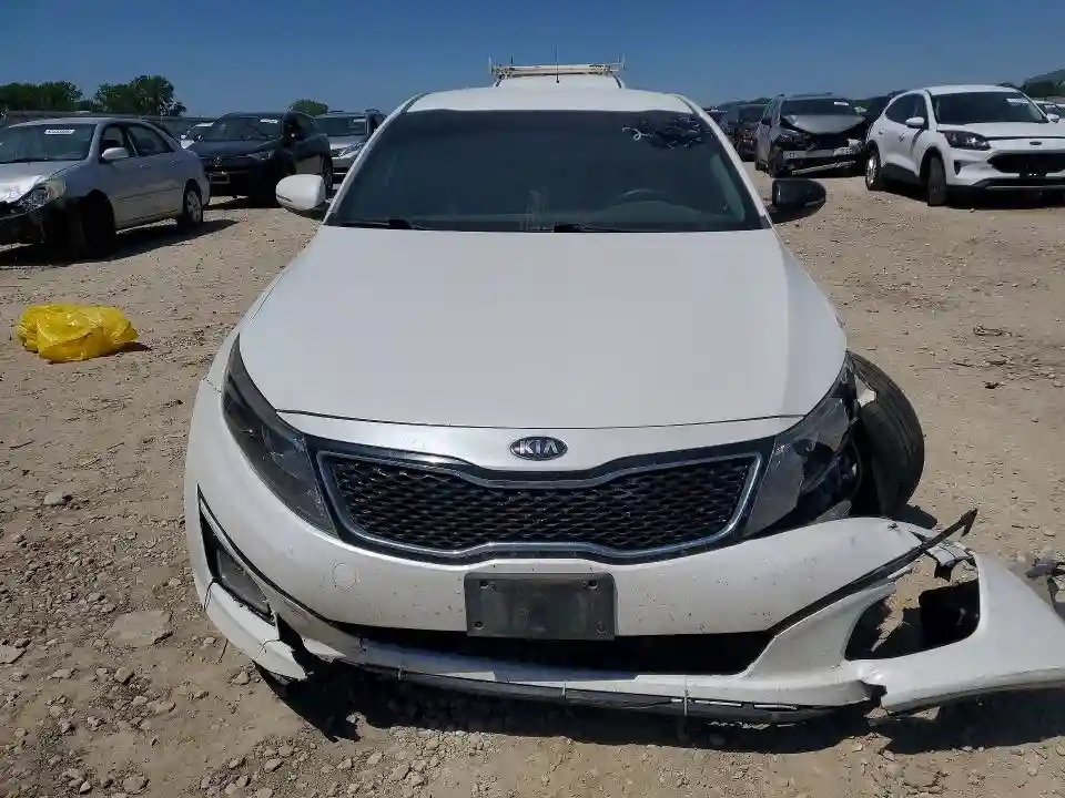 KNAGM4A70F5642684 2015 KIA OPTIMA LX-4