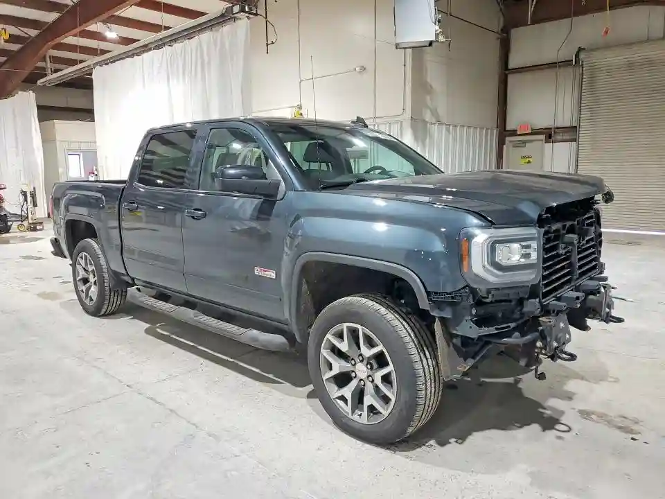 3GTU2NEC1JG369779 2018 GMC SIERRA-3