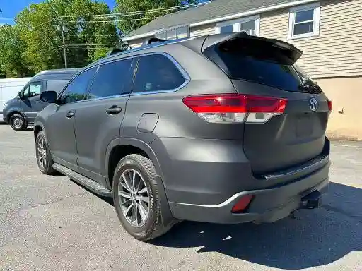 5TDJGRFH7KS073819 2019 TOYOTA HIGHLANDER-1