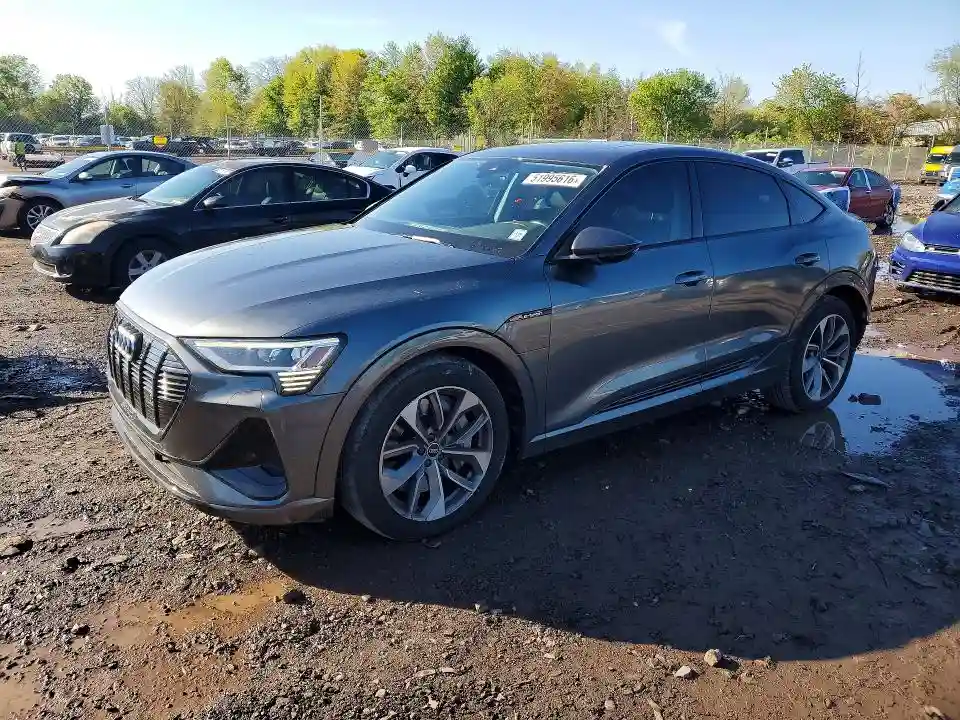 WA11AAGE0MB012341 2021 AUDI E-TRON-0
