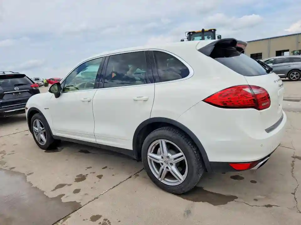 WP1AE2A25CLA91463 2012 PORSCHE CAYENNE-1