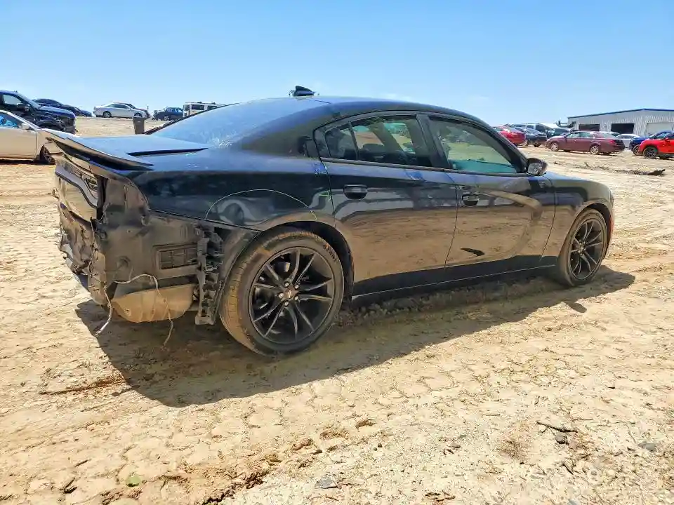 2C3CDXHG2JH197850 2018 DODGE CHARGER-2