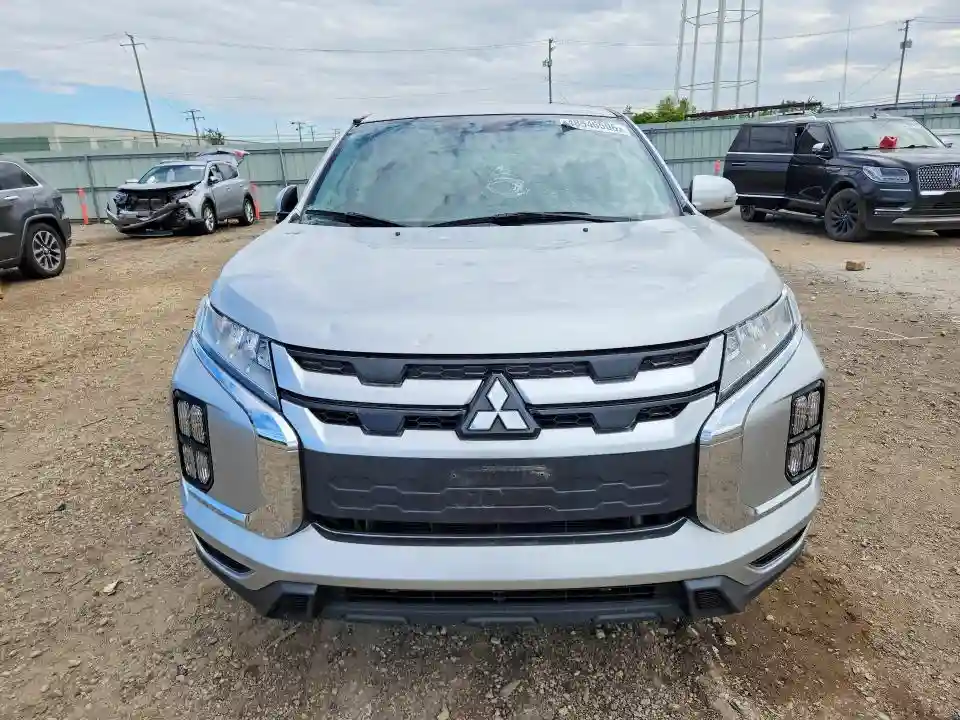JA4ARUAU4MU011045 2021 MITSUBISHI OUTLANDER-4