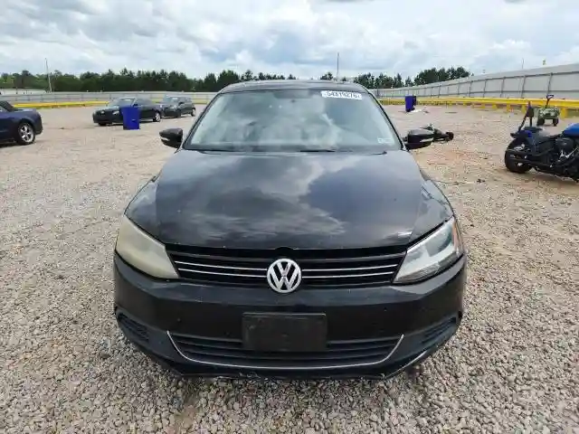 3VWDX7AJ3DM425533 2013 VOLKSWAGEN JETTA-4