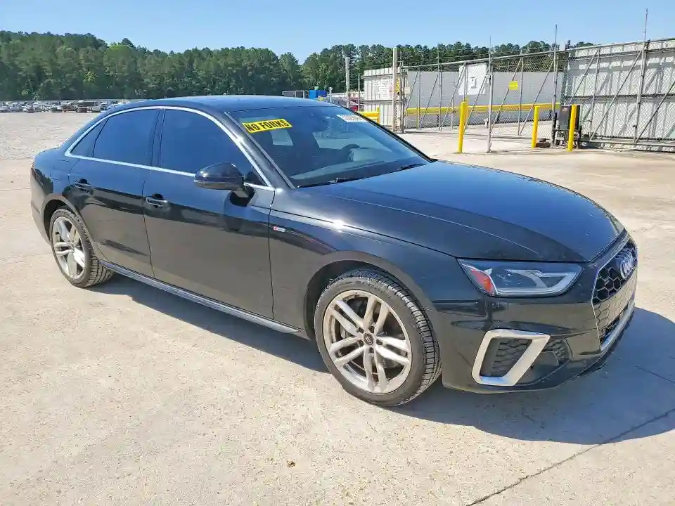 WAUDAAF46MA018644 2021 AUDI A4-3