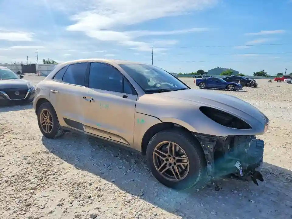 WP1AA2A54MLB05179 2021 PORSCHE MACAN-3