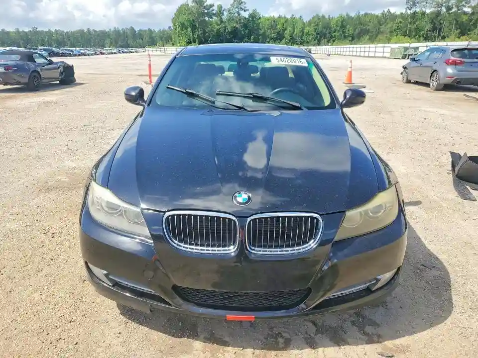 WBAPN7C52AA779331 2010 BMW 3 SERIES-4