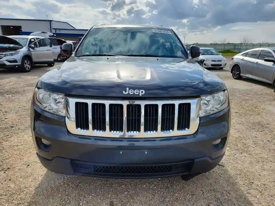 1J4RR4GG0BC614761 2011 JEEP CHEROKEE-4