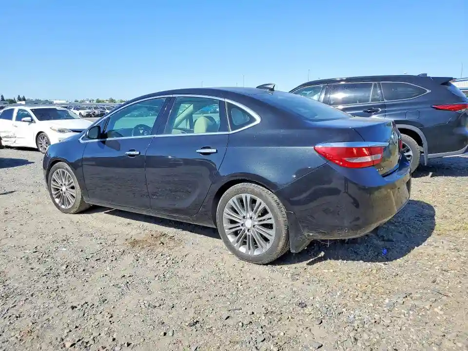 1G4PS5SK0F4145640 2015 BUICK VERANO-1